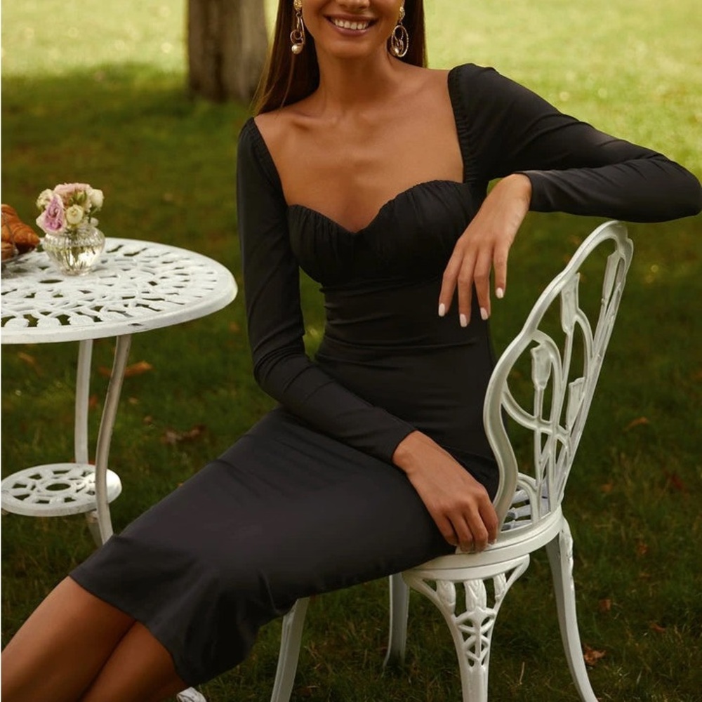 Alamour Black Long Sleeve Dress